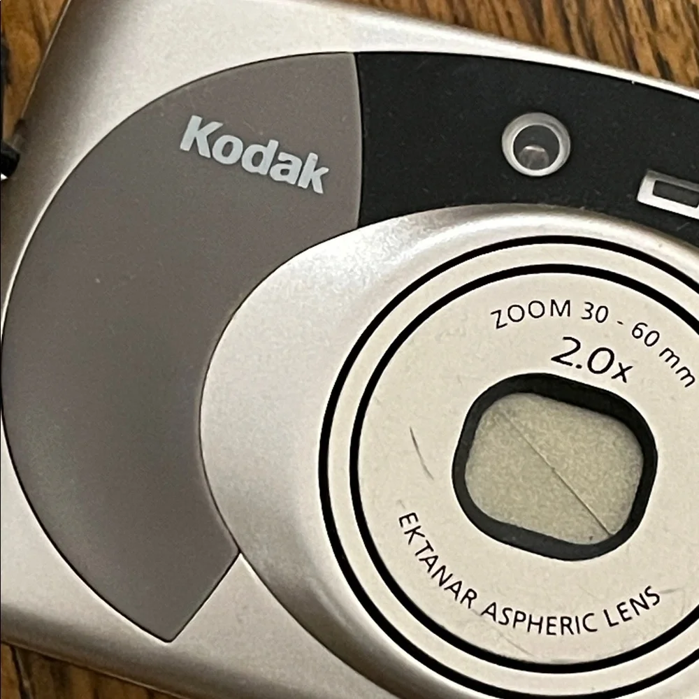 Kodak Advantix F600 Black and Silver Camera